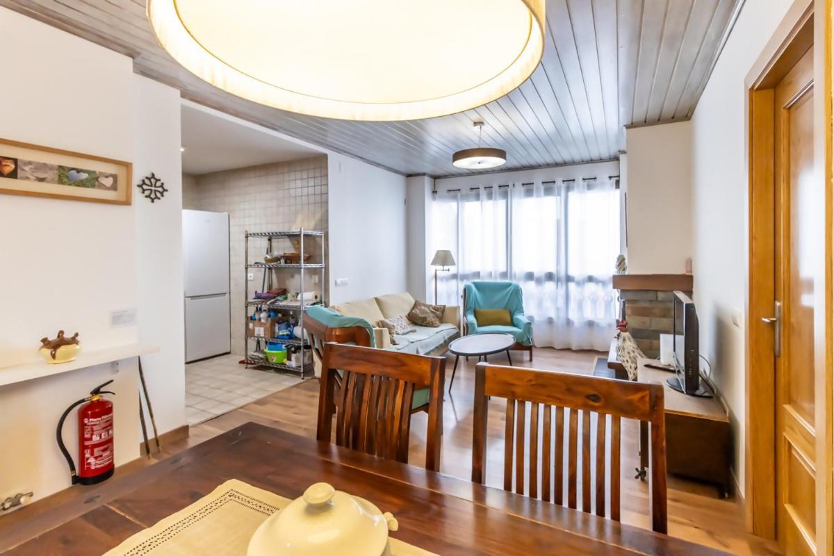 Apartamento San Fabian De Босост Екстериор снимка